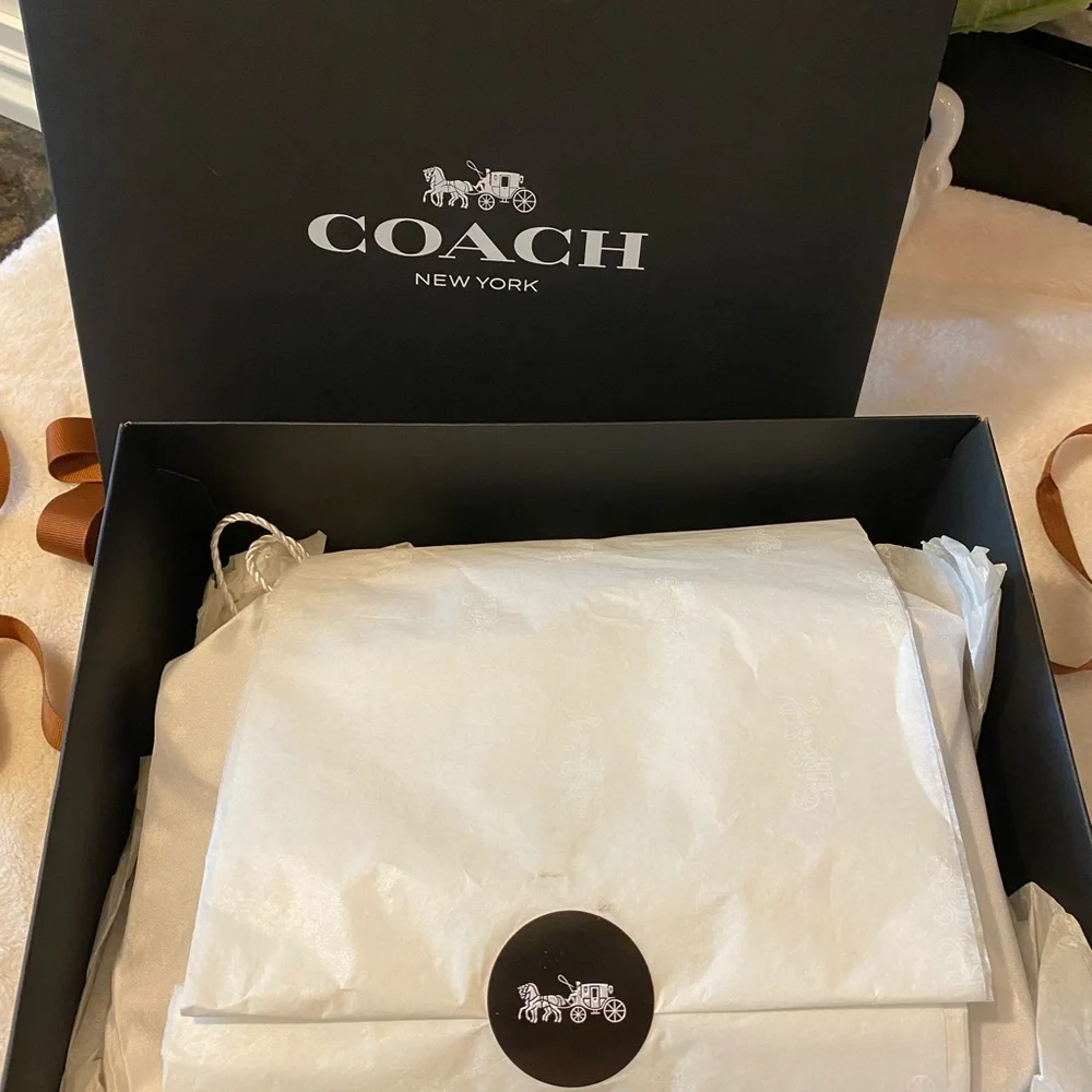 🔥LAST ONE🔥COACH TABBY SHOULDER BAG 26 WITH VELVETS - Picture 4 of 9